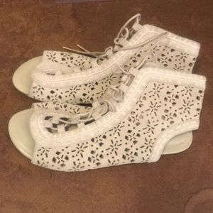 Suede eyelet gladiator sandals